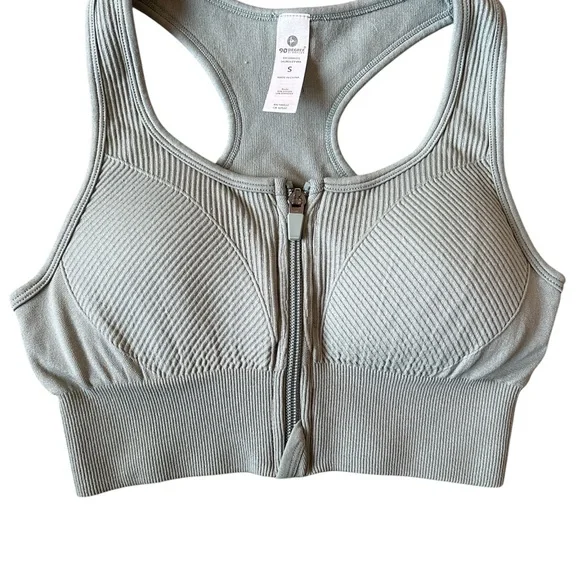 Front-Zip Ribbed Sports Bra - Picture 1 of 3